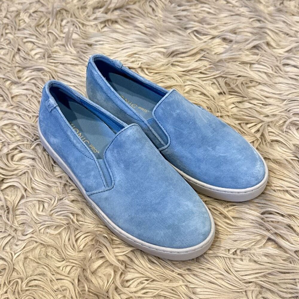 Vionic Avery blue suede slip on shoes size 8.5
